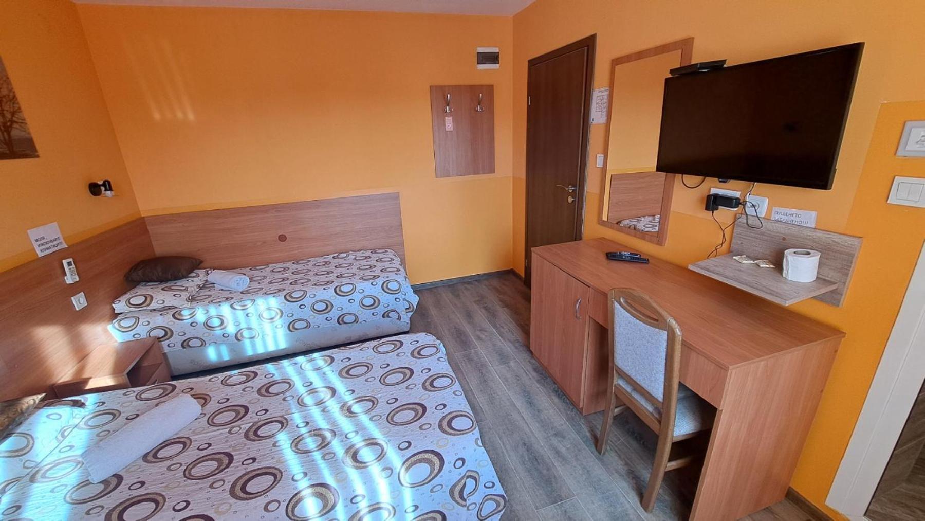Hotel Toni Bukovluk Exterior photo